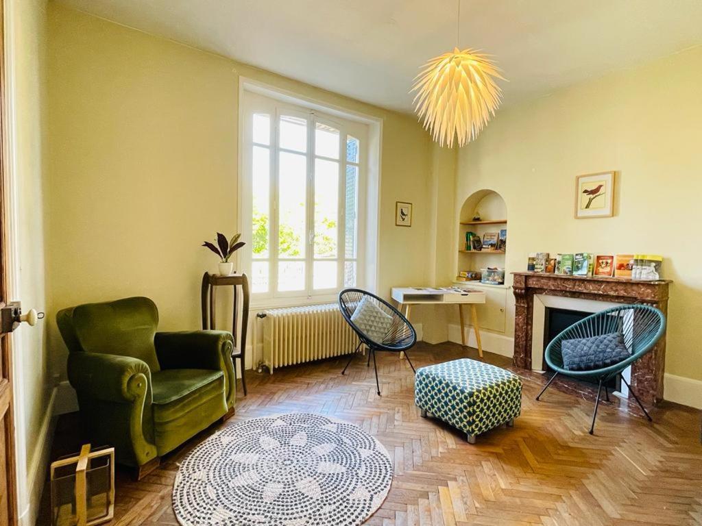 Charmante Maison Bourguignonne Avec Grand Jardin Et Parking Montbard Esterno foto