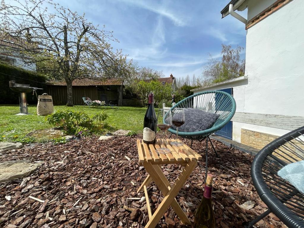 Charmante Maison Bourguignonne Avec Grand Jardin Et Parking Montbard Esterno foto